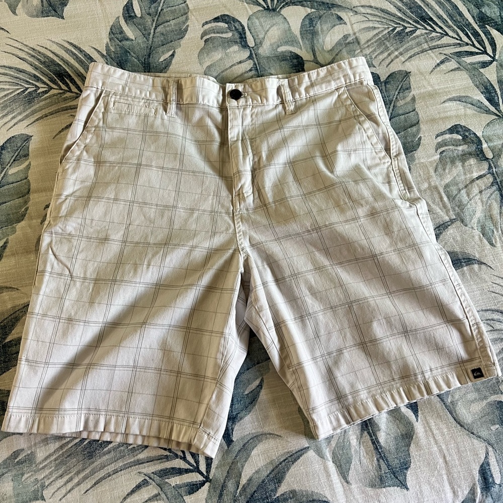 Quiksilver shorts